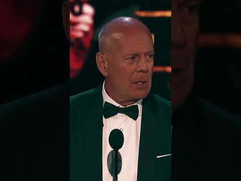 Die Hard is NOT a christmas movie!