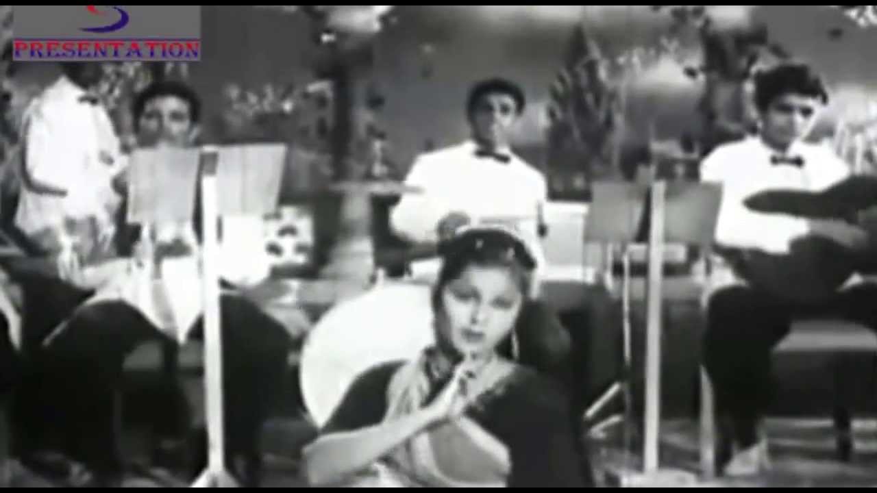 Aje O Zara Apni Nigaahon Ko Sambhaalo Lyrics | Bank manager | Asha Bhosle | Madan Mohan