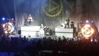 Building 429 - We won't be shake - Live in Las Vegas