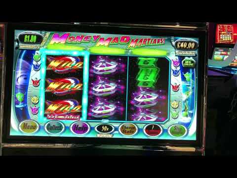 Slots session from the arcade featuring community slots and £500 jackpot machines