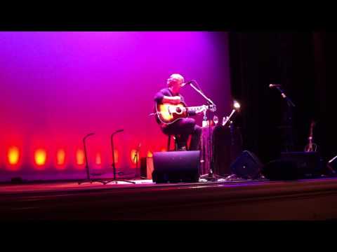 Ed Roland - The World I Know (live acoustic 10/27/11 Ridgefield CT)