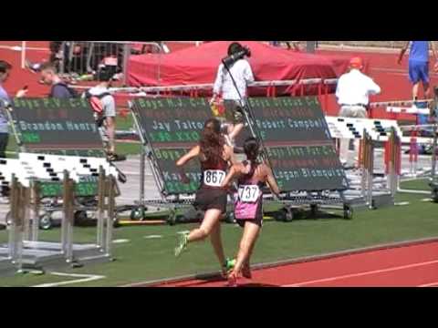 Lexi Rampetsreiter in 4x800 m relay at  State Meet in Jefferson City 05282016