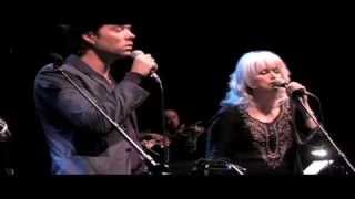 I Eat Dinner - Rufus Wainwright and Emmylou Harris - Meltdown 2010 Celebration of Kate McGarrigle