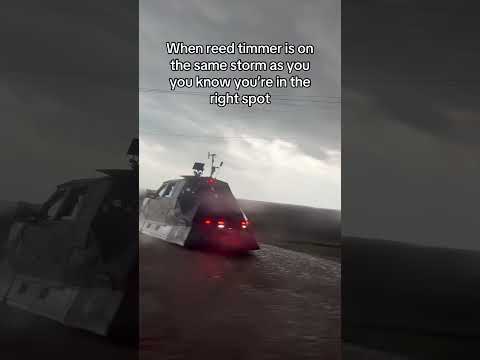 I saw reed timmer while storm chasing for the first time ever!