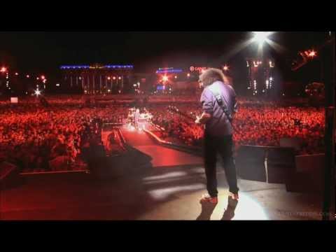 Queen + Paul Rodgers - I'm in Love with My Car (Live In Ukraine)