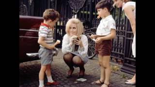 Dusty Springfield - I Am Your Child 1977 version