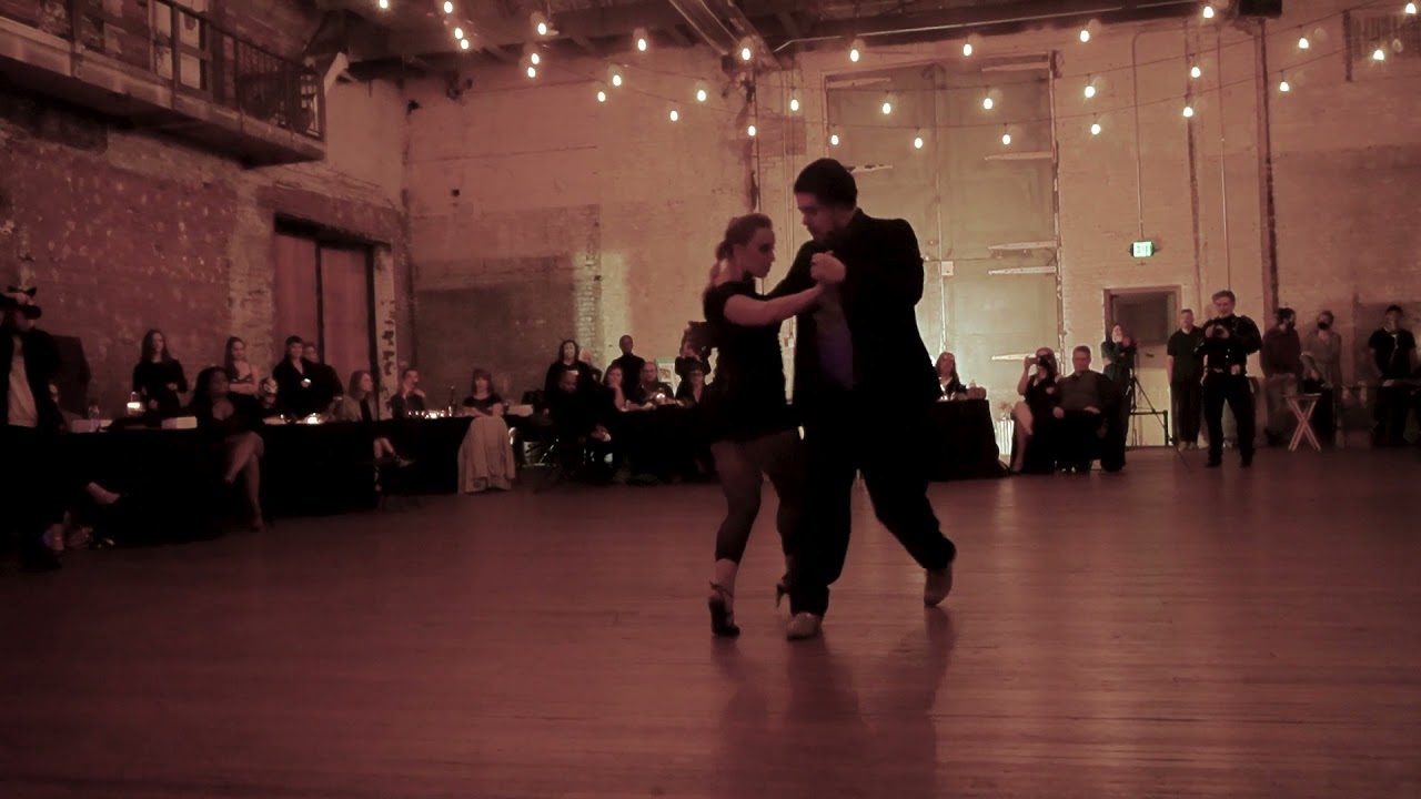 Donato Juarez & Amanda Accica / Exhibicion en Detroit con El Cachivache Tango