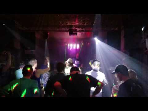 FWD:001 - Hyperactive - 05.06.16 - Oshkosh, WI