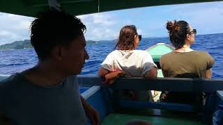 preview picture of video 'Travelling with friends towards stingless Jellyfish lake Togian Islands'