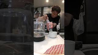 【ドッキリ】傘から水は予想できないはず…ｗ＃shorts #ドッキリ#ピクミン