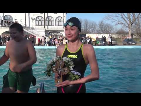 Televizija Pomoravlje - Nikolina Urošević, prva doplivala do Časnog krsta