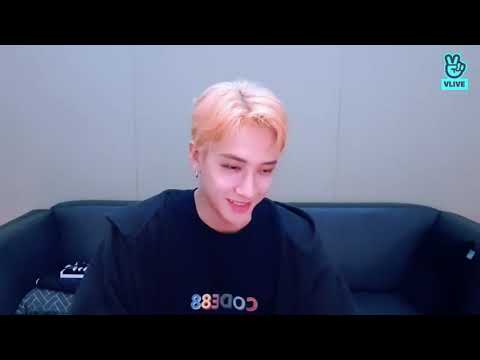 [ENG SUB] STRAY KIDS BANG CHAN - CHANS ROOM 2021 !