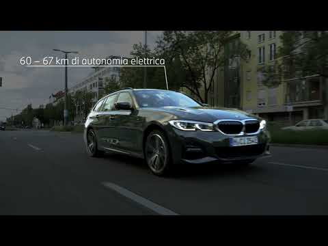 BMW 330e Touring - web