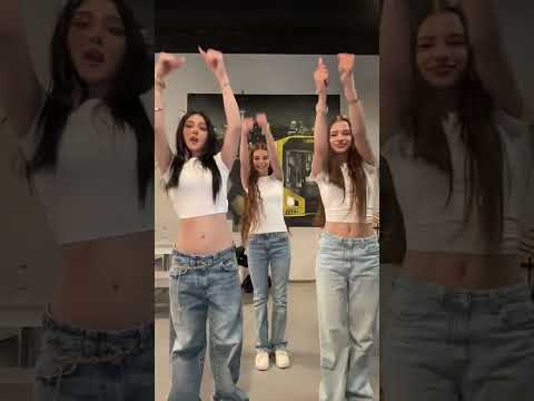 FAV TRIOOO @c h i a r a 🥀 @alina ✩#short#short#zah1de_kyc&samrosauvage