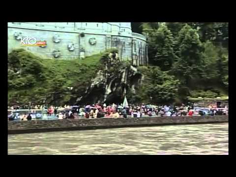 Chapelet à Lourdes