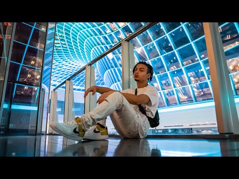 Photography in a MASSIVE shopping centre