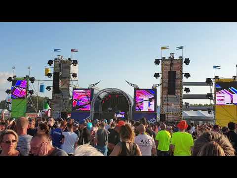 Jamie Dill @ The Village [So W'happy Festival 2019]