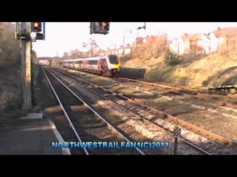 heaton chapel two tones train horns on the 01/03/2011