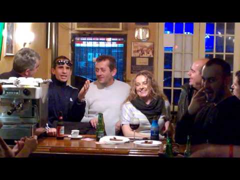 Ekrem Jevrić peva svoj hit