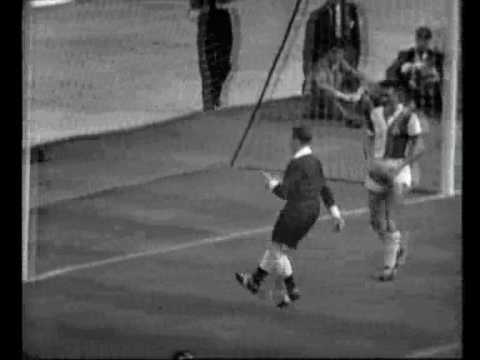 1960 FA Cup Final Wolverhampton Wanderers v Blackburn Rovers