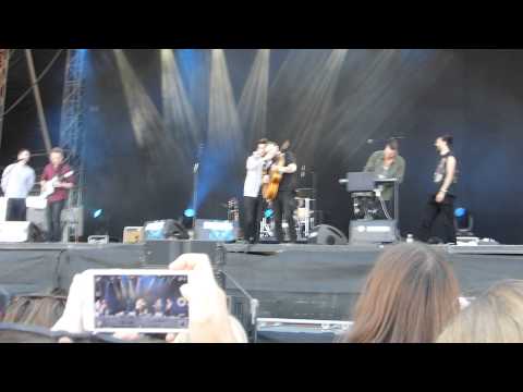 To Kill A King feat. Bastille - Choices (Southside Festival, June 22, 2014)