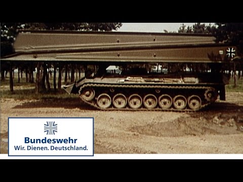 Classix: Brückenlegepanzer Biber wird in die Bundeswehr eingeführt (1974) - Bundeswehr