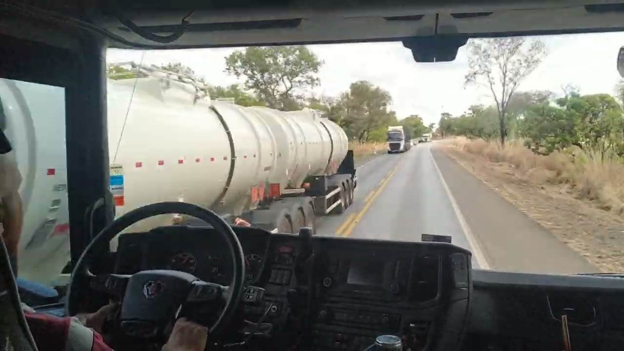 CRUZANDO AS BRS 365/040 TREVO JK