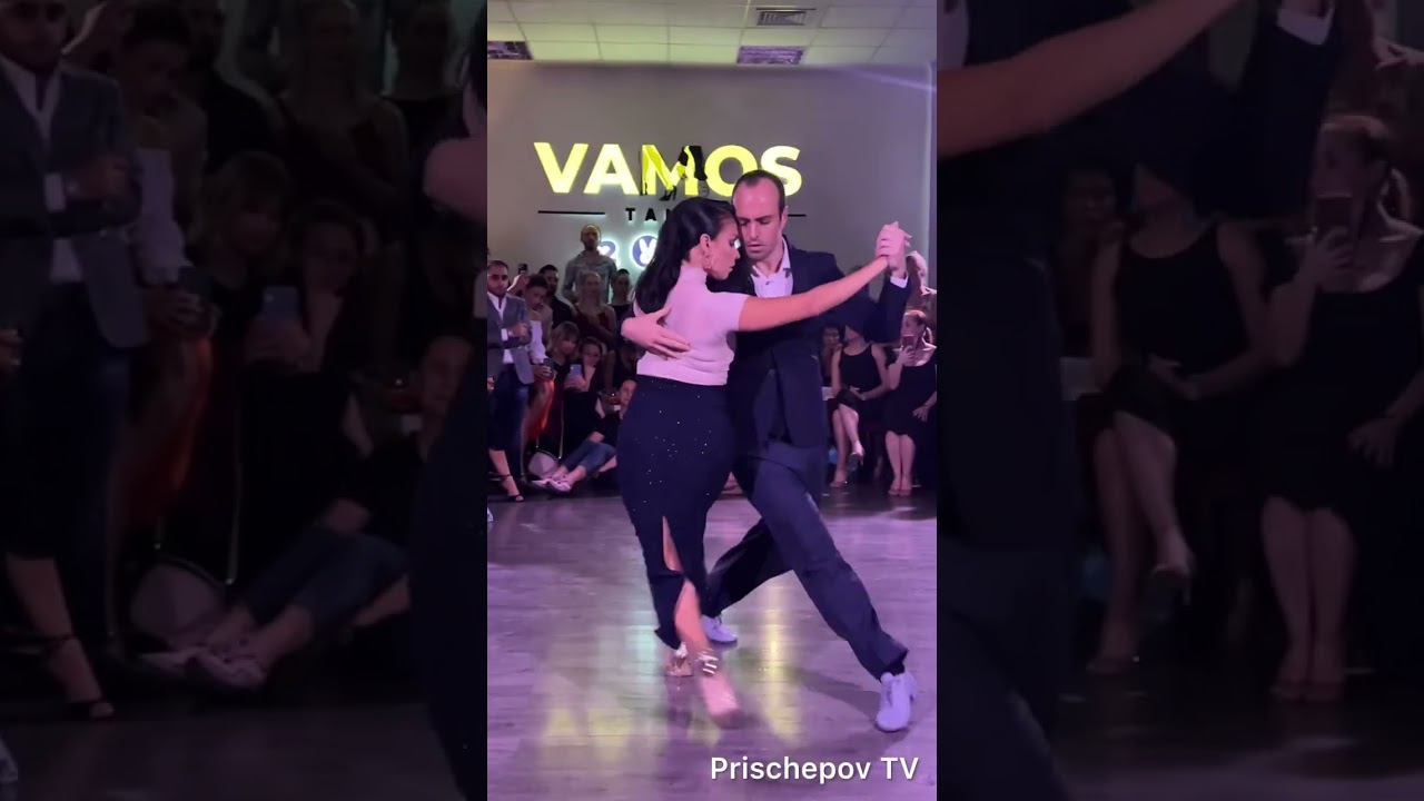 Video thumbnail for Pablo Rodriguez & Antonella TerrazasVaMos fest 2023 1-4