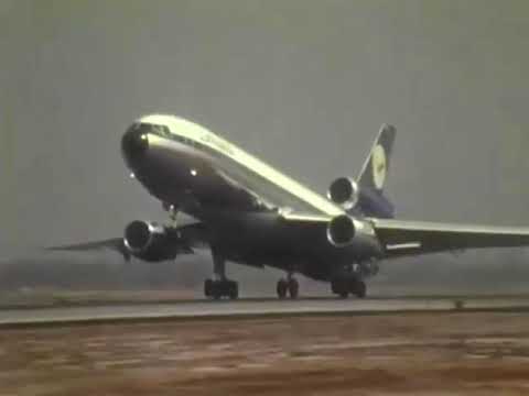 Lufthansa McDonnell-Douglas DC-10 Take-Off from  Frankfurt-Main Airport