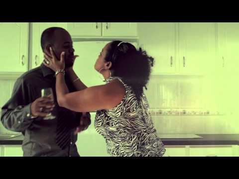 Stè feat. Zuli - Let it rain