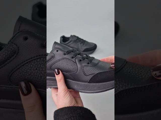 Чоботи жіночі шкіряні байка хутро 592641 Чорний Кросівки жіночі 589406 Чорні