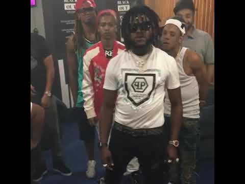 ATUEDADVASEGUI ANUNCIA NUEVA FRASE ( A VAPOR )