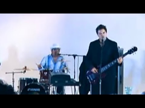 Fun Lovin' Criminals - Too Hot (Official Video)