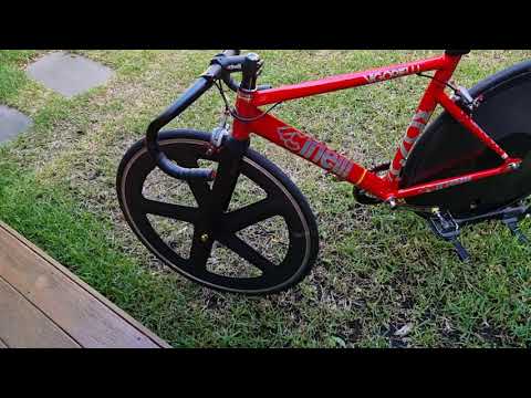 Cinelli Vigorelli Shark rear disc wheel installed 👌