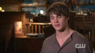 CW Connect com Steven R. McQueen Legendado