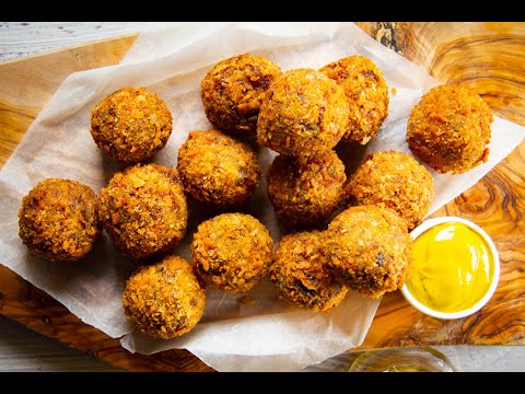 Bitterballen - Dutch Crispy Deep Fried Meatballs