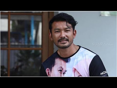 Ini Alasan Rio Dewanto Tak Pernah Dampingi Ratna Sarumpaet di Pengadilan