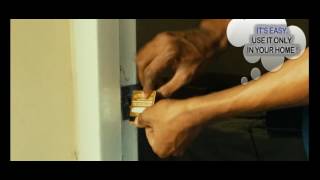 How to open a Room Door With a Credit Card _ It