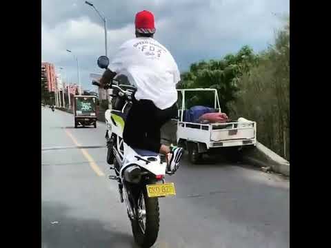 Family 737... dando lidia en el juete...