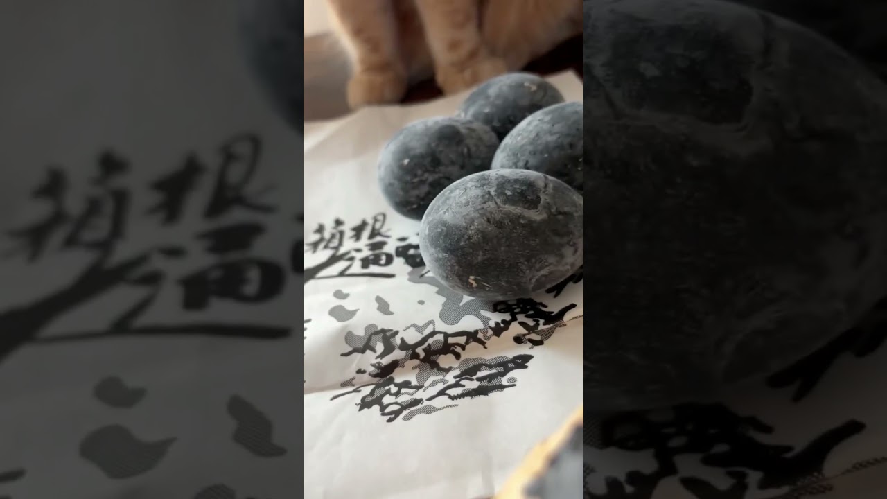 箱根大涌谷黒たまご【Hakone Owakudani Black Eggs】#shorts #ゆで卵 #温泉