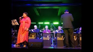 Dave Dickey Big Band with Anita Jackson "Here Comes Santa Claus"