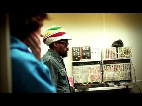 Michael Rose (Black Uhuru) & Naaman - "What's That" (album "TAK !", 2014)