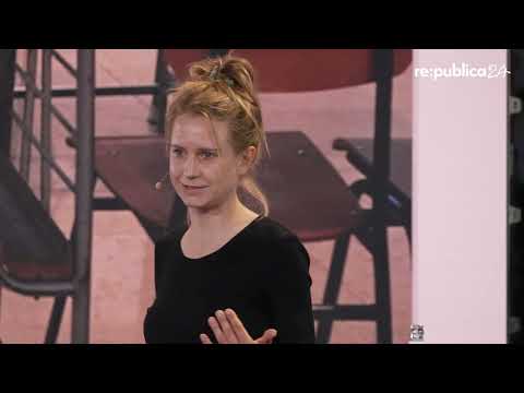 [EN] re:publica 2024: Maren Urner - Radikal emotional: Warum wir weniger Herz und mehr Hirn brauchen
