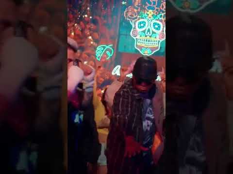 #AluMix #Zxmyr #JaeS están siempre listos para comenzar la fiesta, súbele a #VatosLocos. 🧢😎