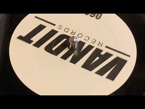 FILO AND PERI FEAT. ERIC LUMIERE - ANTHEM (ORIGINAL VOX MIX)