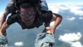 preview picture of video 'My sky diving experience'