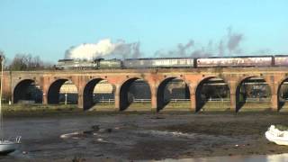 preview picture of video '34067 Tangmere Crosses Fareham Viaduct with The Bath Christmas Market 8 Dec 2012'