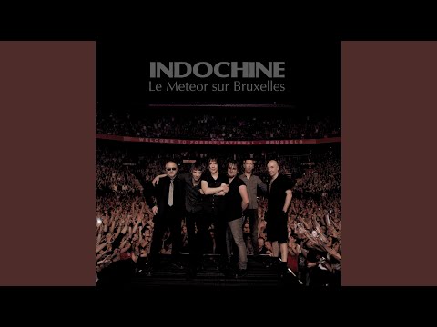 Videoclip de La lettre de métal (Live au Forest National de Bruxelles 2010) — Indochine