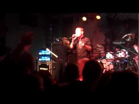 Stone Sour - Corey Taylor talking to the crowd