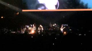 Kings Of Leon- Tonight Live